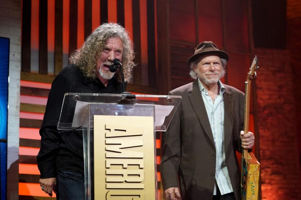 NASHVILLE, TENNESSEE - SEPTEMBER 14: Robert Plant and Buddy Miller onstage for the 21st Annual Americana Honors & Awards at Ryman Auditorium on September 14, 2022 in Nashville, Tennessee. (Photo by Erika Goldring/Getty Images for Americana Music Association )