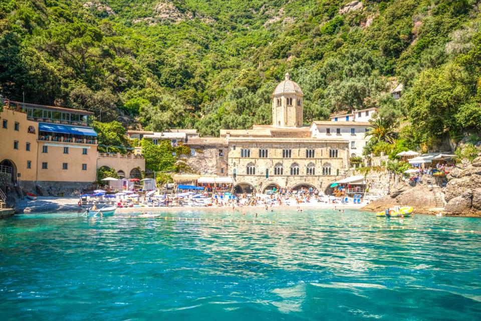 San Fruttuoso (Shutterstock)