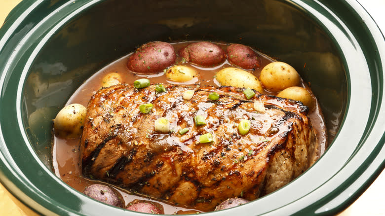 pot roast in slow cooker