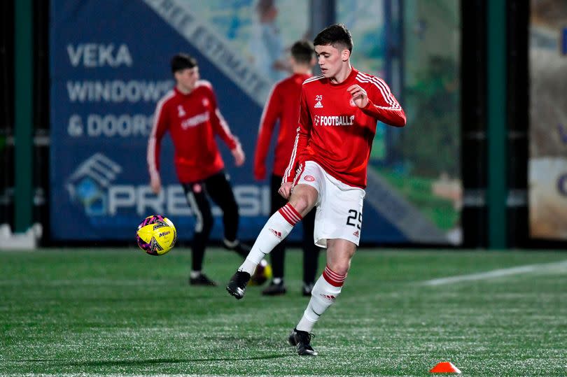 Hamilton Accies defender Fergus Owens has been ruled out for the season with a knee injury