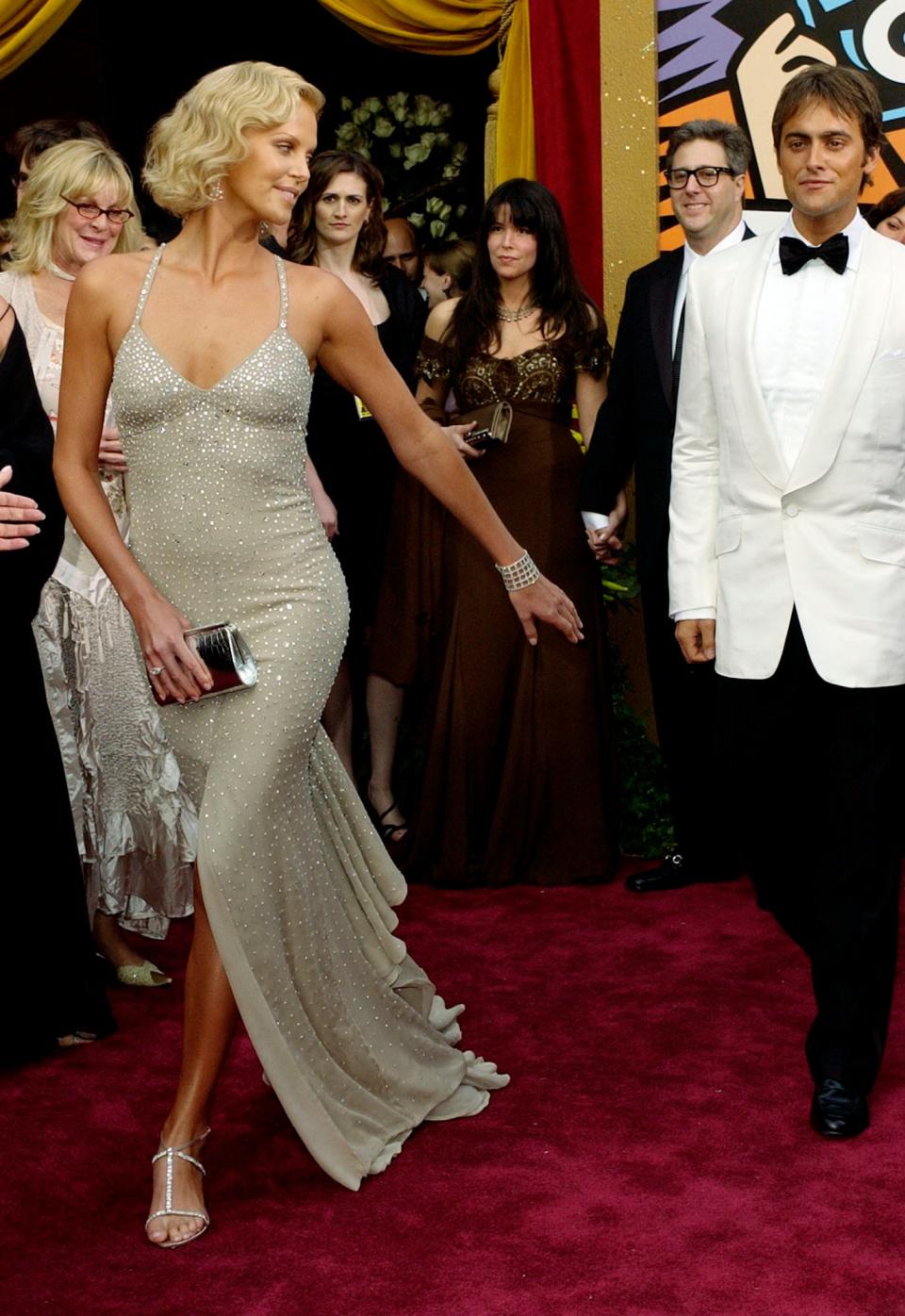 charlize theron oscars 2004