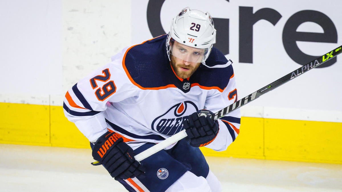 What's the status of Oilers' Evander Kane after suffering a deep