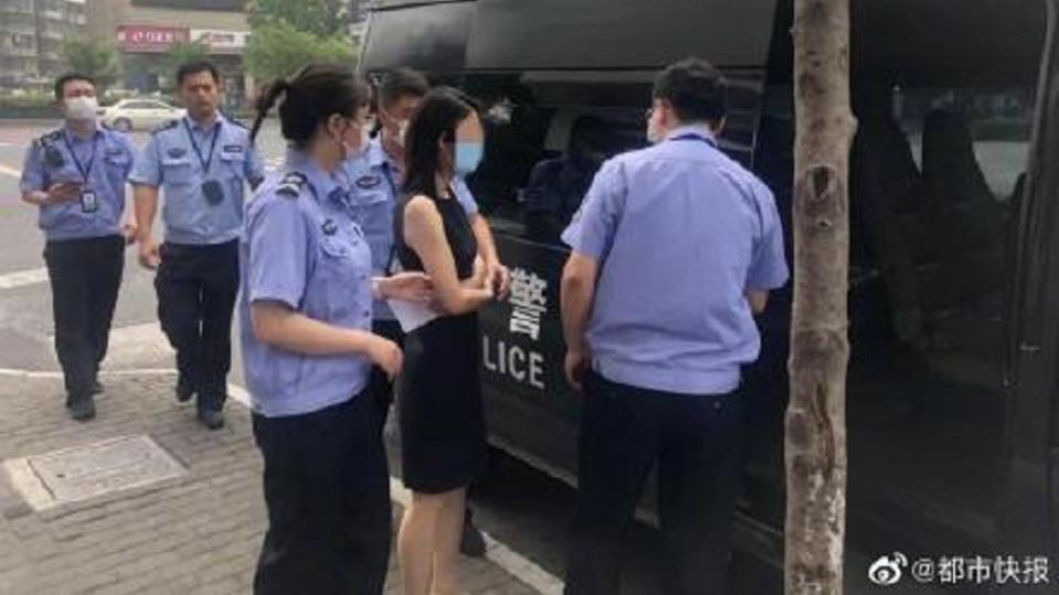 警方獲報循線逮到1名張姓女子。（圖／翻攝自都市快報）