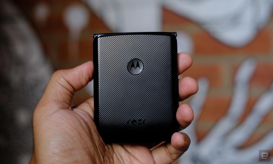 Motorola RAZR foldable hands-on