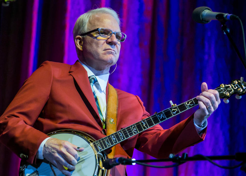 Steve Martin playing the banjo