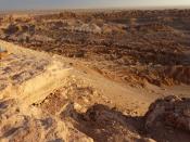<p>En Atacama se llevan a cabo estudios sobre la habitabilidad de Marte, ya que son muy parecidos. Su superficie es muy salina, pobre en sustancias orgánicas y rica en nitratos, sulfatos y percloratos. Por ello, este estudio ha servido también para conocer más acerca del planeta rojo. (Foto: Pixabay / <a rel="nofollow noopener" href="http://pixabay.com/es/chile-américa-del-sur-atacama-698263/" target="_blank" data-ylk="slk:falco;elm:context_link;itc:0;sec:content-canvas" class="link ">falco</a>). </p>