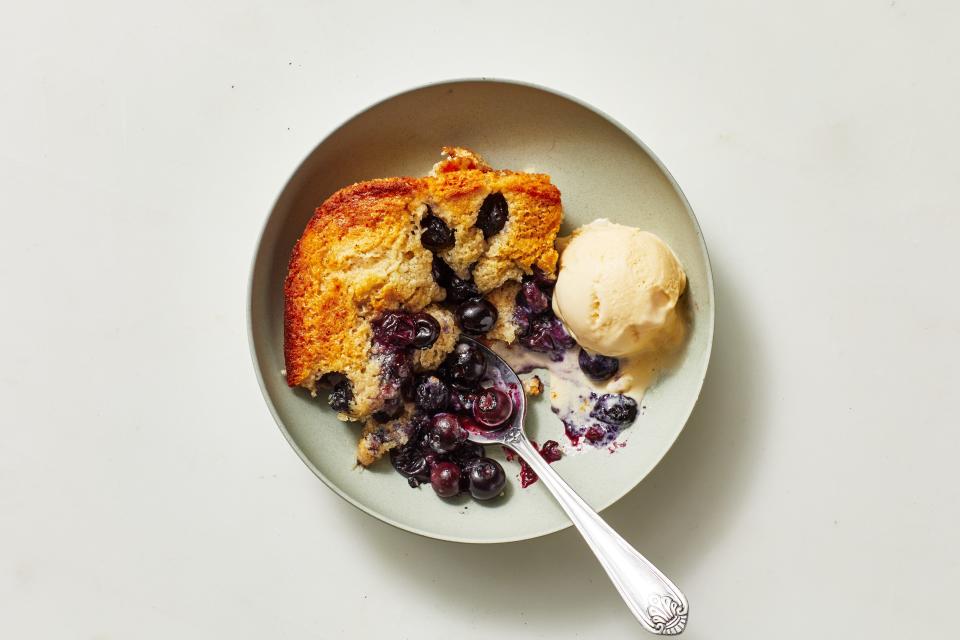 Easy Blueberry Cobbler