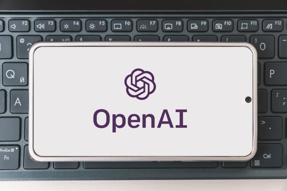 人工智慧工作室「OpenAI」的「執行長開除大戰」暫時告一段落，紐約時報分析，在這場大戰中，最大的輸家就是「OpenAI」。（圖：MotionElements）