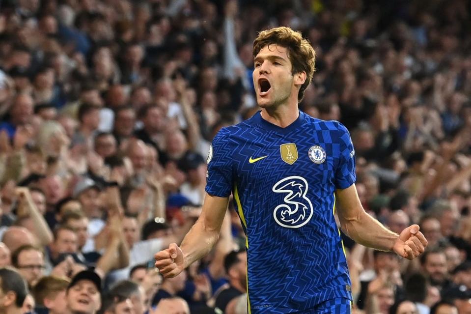 Chelsea's Spanish defender Marcos Alonso celebrates after scoring (IKIMAGES/AFP via Getty Images)