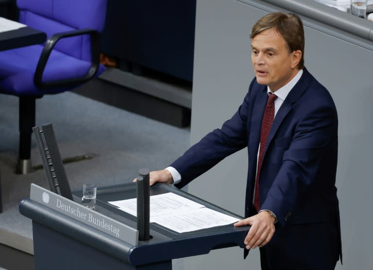 AfD-Parlamentsgeschäftsführer Bernd Baumann hat den Spionage-Verdacht gegen einen Mitarbeiter des Europa-Spitzenkandidaten Maximilian Krah mit dem Wahlkampf in Verbindung gebracht. (Odd ANDERSEN)
