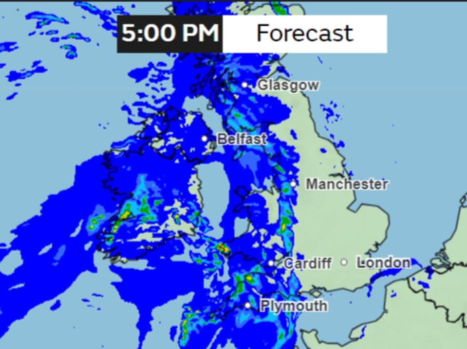 By evening at 5pm, this band of rain will cover large parts of England and Scotland, with parts of Southwest seeing heavy rainfall (Met Office)