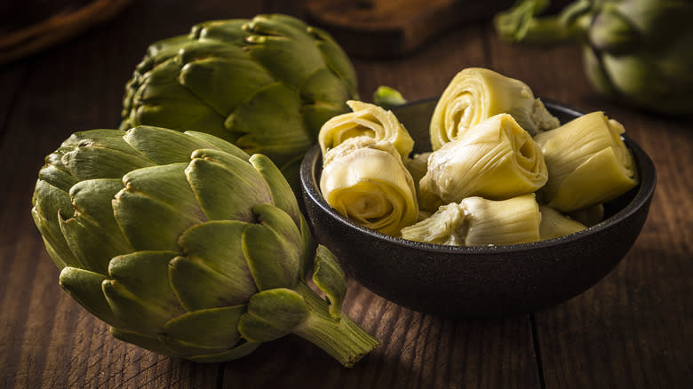 artichokes and bowl artichoke hearts