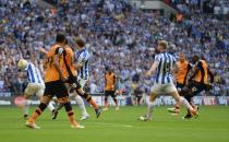 Britain Soccer Football - Hull City v Sheffield Wednesday - Sky Bet Football League Championship Play-Off Final - Wembley Stadium - 28/5/16 Mohamed Diame scores the first goal for Hull City Action Images via Reuters / Tony O'Brien Livepic EDITORIAL USE ONLY. No use with unauthorized audio, video, data, fixture lists, club/league logos or "live" services. Online in-match use limited to 45 images, no video emulation. No use in betting, games or single club/league/player publications. Please contact your account representative for further details.