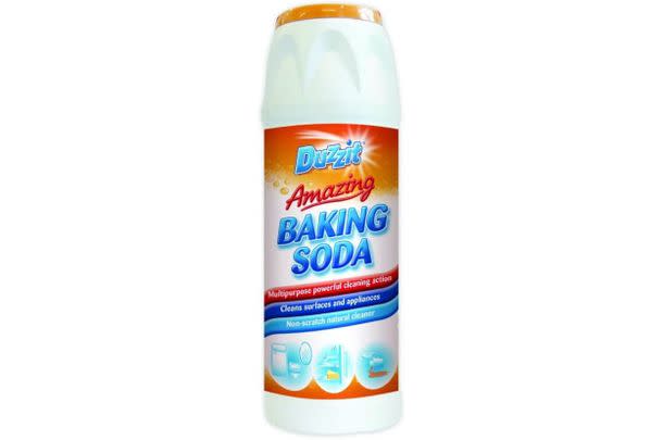 Duzzit's (bloody massive) bottle of baking soda does pretty much every cleaning task you can imagine, and it helps to neutralise odours too! It's a great leave-on-and-go-about-your-day treatment – I like to leave a baking soda paste in my oven overnight for a low-hassle deep-clean the next day.