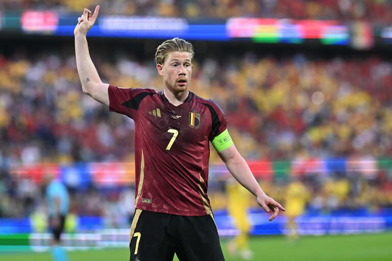 Kevin de Bruyne, una de las figuras de Bélgica, que buscará quedar como líder del grupo E de la Eurocopa