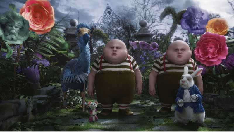 Matt Lucas (doppelt) in „Alice im Wunderland“. (Bild: Disney)