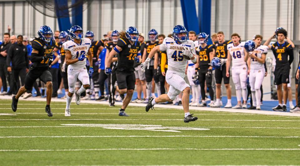 Brenden Begeman runs for a touchdown in the 2024 South Dakota State football Spring Game on Saturday, April 13, 2024.