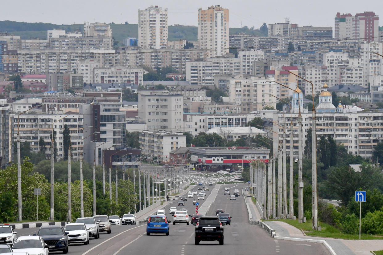 Une vue générale de la ville russe de Belgorod, à 40 km de la frontière avec l’Ukraine, le 27 mai 2023.