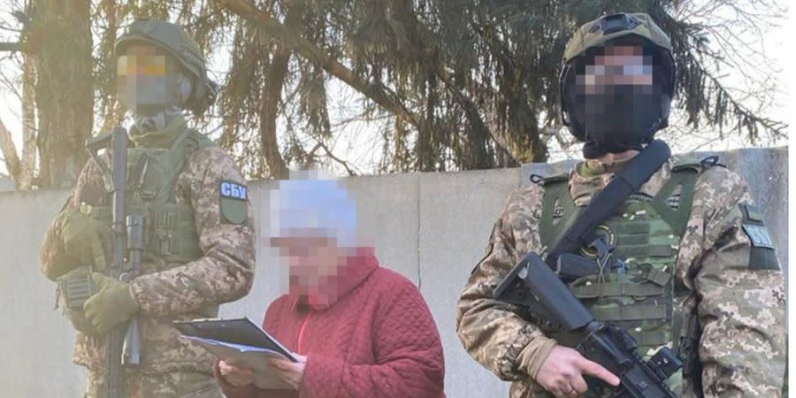Ukrainian woman detained for spying for Russia in Donetsk