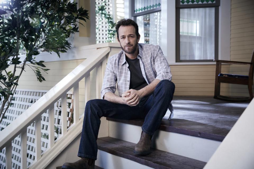 luke perry on riverdale