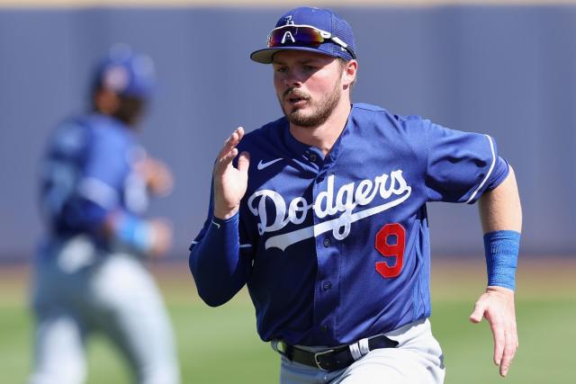 Dodgers' Gavin Lux has heartbreaking reaction to news of his injury