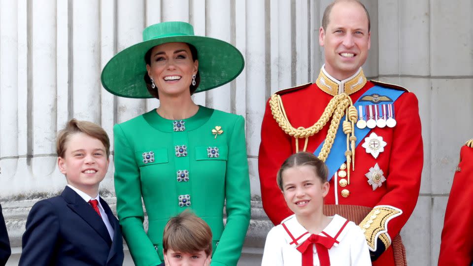 Prince William, Prince of Wales, Prince Louis of Wales, Catherine, Princess of Wales , Princess Charlotte of Wales and Prince George of Wales on the Buckingham Palace balcony during Trooping the Colour on June 17, 2023 in London, England. - Chris Jackson/Getty Images