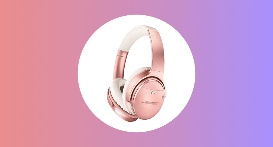 Bose QuietComfort 35 (Series II) Wireless Headphones, Noise Cancelling, with Alexa Voice Control, Rose Gold