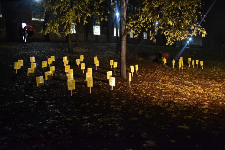 A vigil was held in Toronto to commemorate the Day of Remembrance on Dec. 6, 2016 near the University of Toronto campus. Photo by Mariam Matti. 