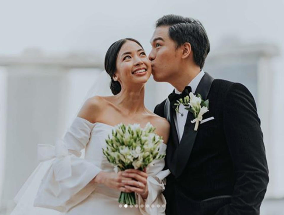 The Sam Willows band singer Jonathan Chua and TV host Amanda Chaang at their wedding on 13 July 2019. (Photo: Jonathan Chua/Instagram)