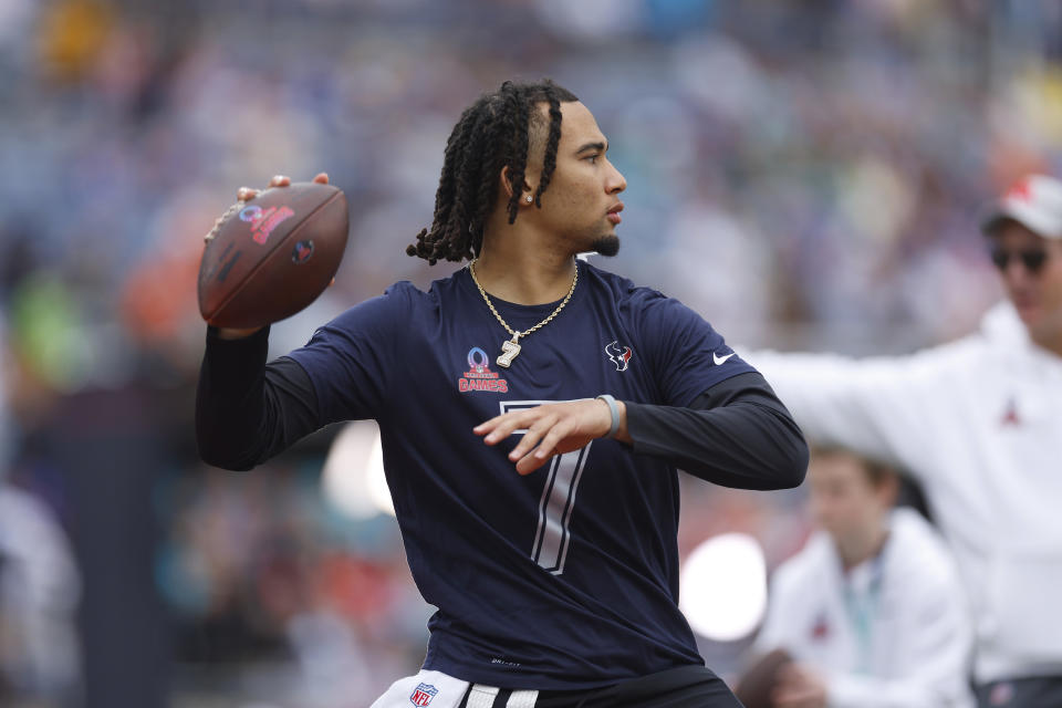 ORLANDO, FLORIDA - FEBRUARY 04: C.J. Stroud #7 of the Houston Texans and AFC warms-up prior to the 2024 NFL Pro Bowl Games at Camping World Stadium on February 04, 2024 in Orlando, Florida. (Photo by Mike Ehrmann/Getty Images)