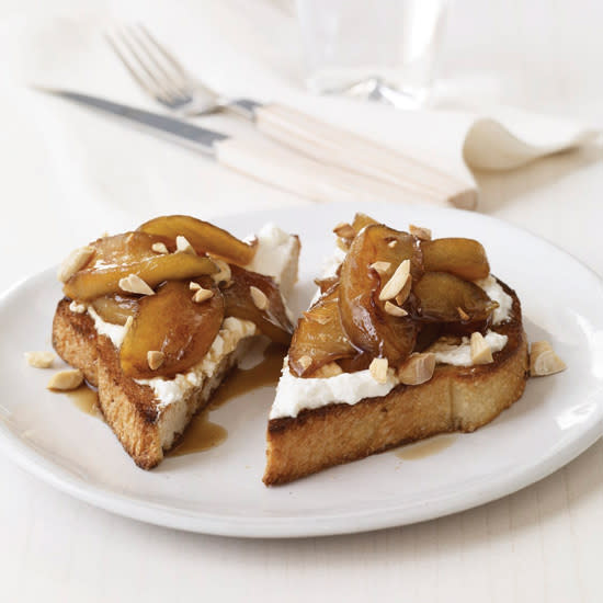 Toasts with Ricotta and Warm Balsamic-Caramel Apples