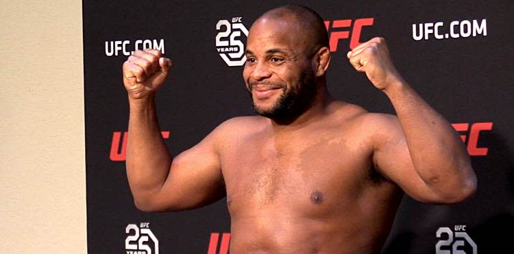 Daniel Cormier UFC 226 weigh-in