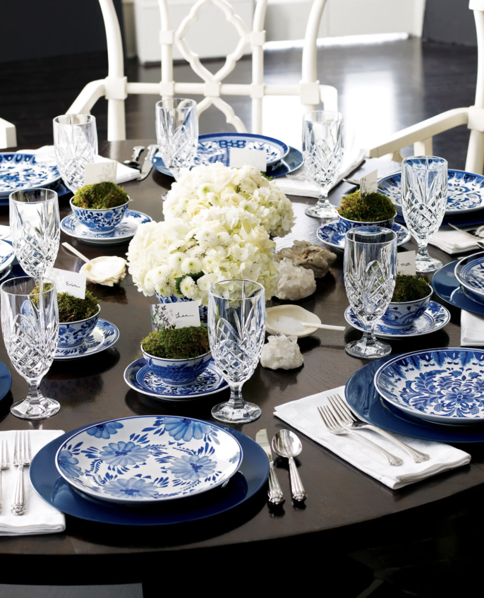 3) Set of 12 Assorted Blue & White Dinner Plates