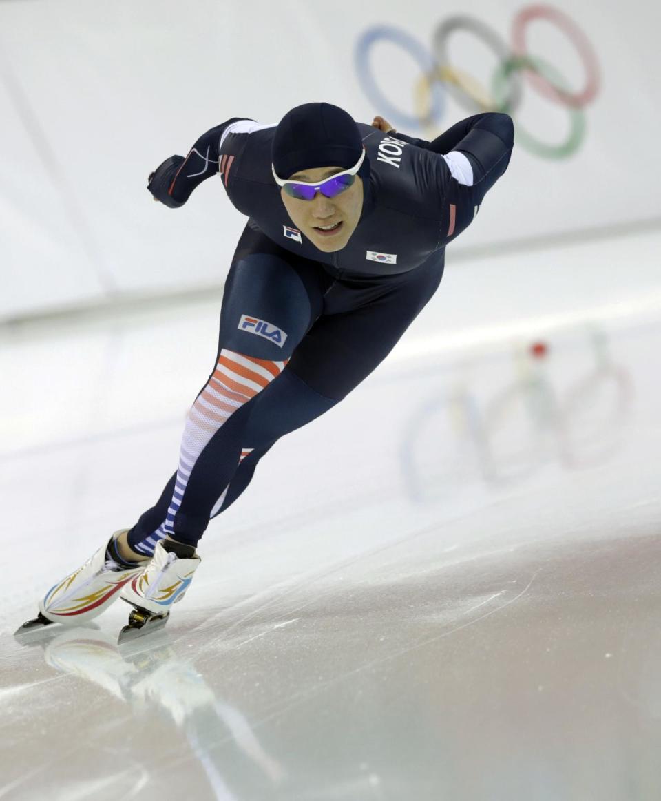 South Korea's Mo Tae-bum competes in the second heat of the men's 500-meter speedskating race at the Adler Arena Skating Center at the 2014 Winter Olympics, Monday, Feb. 10, 2014, in Sochi, Russia.(AP Photo/Matt Dunham)