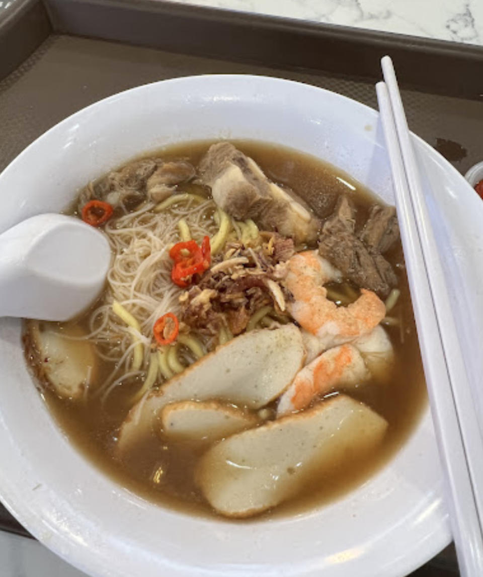 Geylang Laksa Prawn Noodle 2