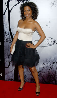 Nia Long at the Hollywood premiere of TriStar Pictures' Premonition