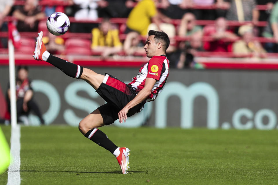Brentford's Sergio Reguilon controls the ball during the English Premier League soccer match between Brentford and Sheffield United at the Gtech Community Stadium in London, Saturday, April 13, 2024. (Rhianna Chadwick/PA via AP)
