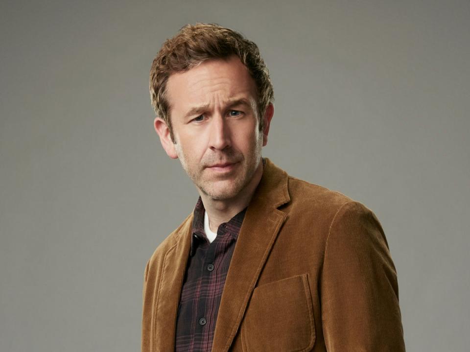 Chris O’Dowd (Apple)