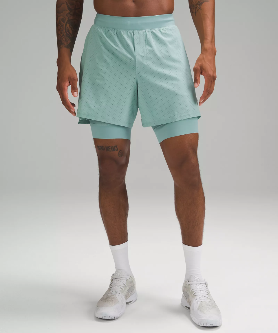 <p><a href="https://go.redirectingat.com?id=74968X1596630&url=https%3A%2F%2Fshop.lululemon.com%2Fp%2Fmen-shorts%2FVented-Tennis-Short-6-MD%2F_%2Fprod11080039&sref=https%3A%2F%2F" rel="nofollow noopener" target="_blank" data-ylk="slk:Shop Now;elm:context_link;itc:0;sec:content-canvas" class="link ">Shop Now</a></p><p>Vented Tennis Short 6"</p><p>lululemon.com</p><p>$69.00</p>