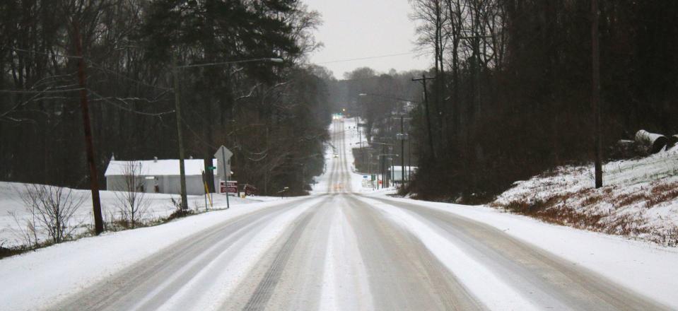 Photographer Bill Ward was out and about in Gaston COunty and Lincoln County Sunday, Jan. 16, 2022, taking photos of the weather conditions and people interacting with the snow.