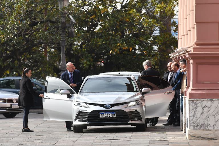 Gobernadores con Juan Luis Manzur camino al Ministerio de Economía