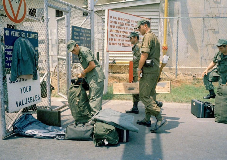 U.S. soldiers are shown as they as they get ready to leave Saigon for the U.S., March 29, 1973.