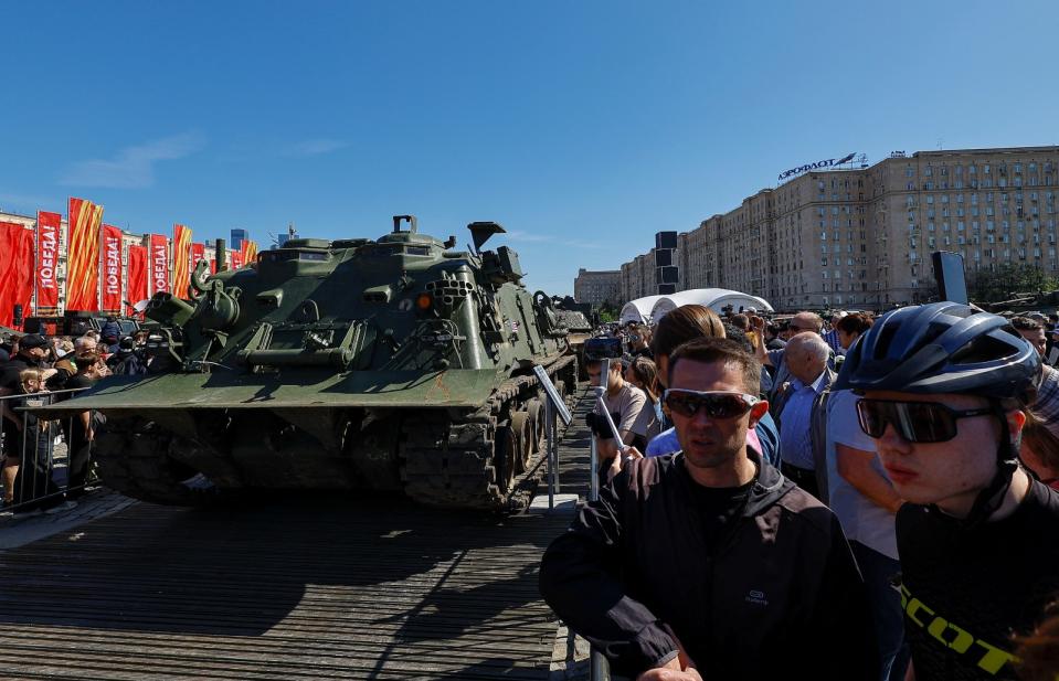 2024年5月1日，在俄羅斯莫斯科勝利公園展出的美製M88裝甲救濟車。路透社