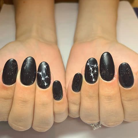 <p>Instagram / <a href="https://www.instagram.com/nailsbymaki.nyc/" data-component="link" data-source="inlineLink" data-type="externalLink" data-ordinal="1">@nailsbymaki.nyc</a></p>