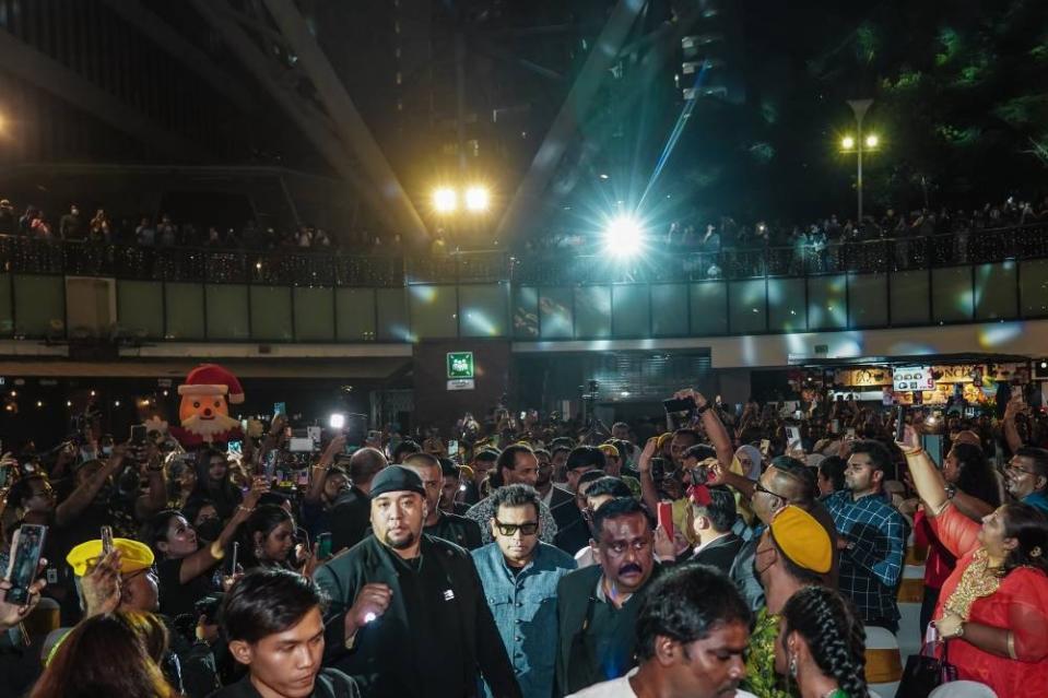 A big welcome by his Malaysian fans at KL Gateaway Mall last week. — Picture by Devan Manuel