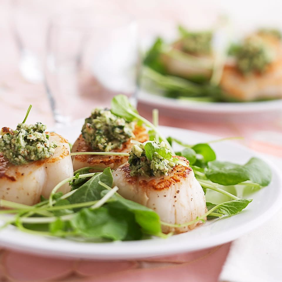 Seared Scallops with Mint Pesto