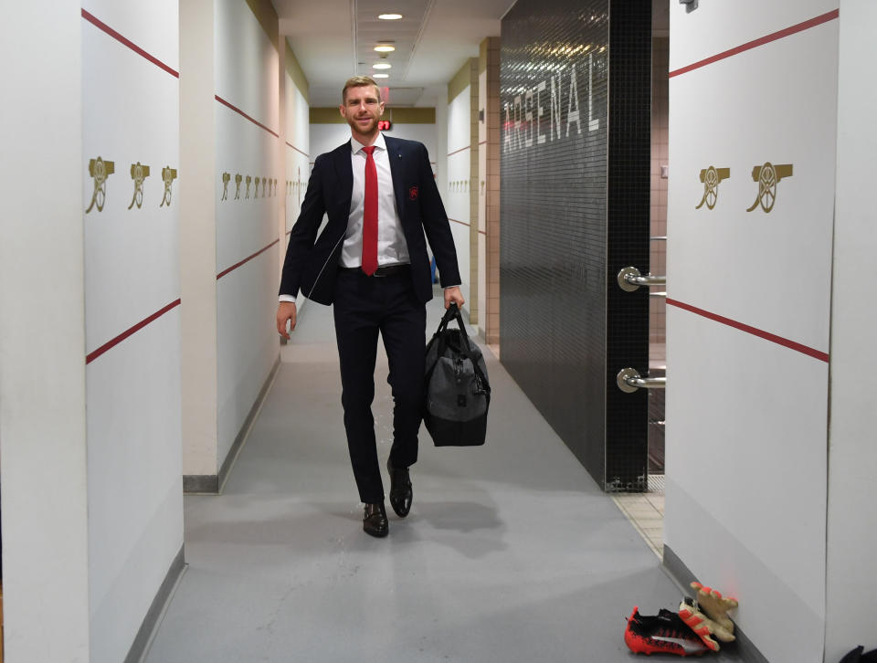 <p>Arsenal’s Per Mertesacker arrives</p>