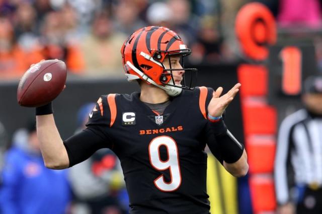 Bengals agree to record $275M contract with quarterback Joe Burrow