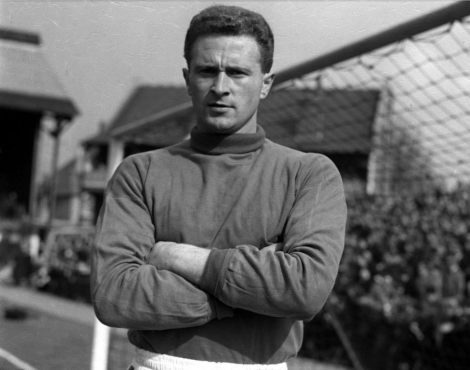 FILE - This Sept. 5, 1957 file photo shows Manchester United and Ireland goalkeeper Harry Gregg. Harry Gregg, the former Manchester United goalkeeper who was described as a “hero of Munich" for rescuing two teammates as well as a baby and her pregnant mother from the burning fuselage in the 1958 air disaster that killed 23 people, has died. He was 87. Gregg died peacefully in a hospital, surrounded by family, The Harry Gregg Foundation announced Monday Feb. 17, 2020. (PA via AP, File)