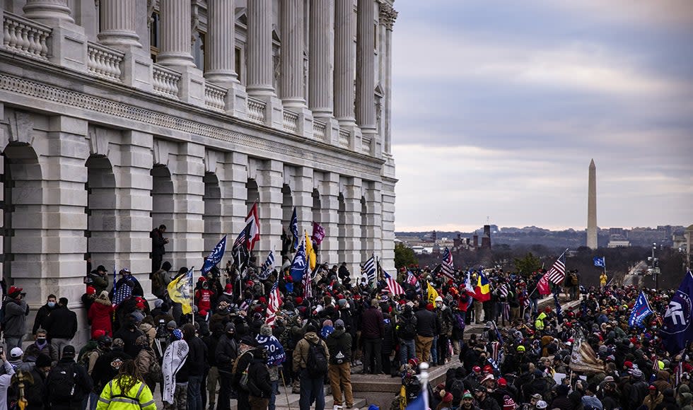 Rioters outside of the U.S. Capitol building